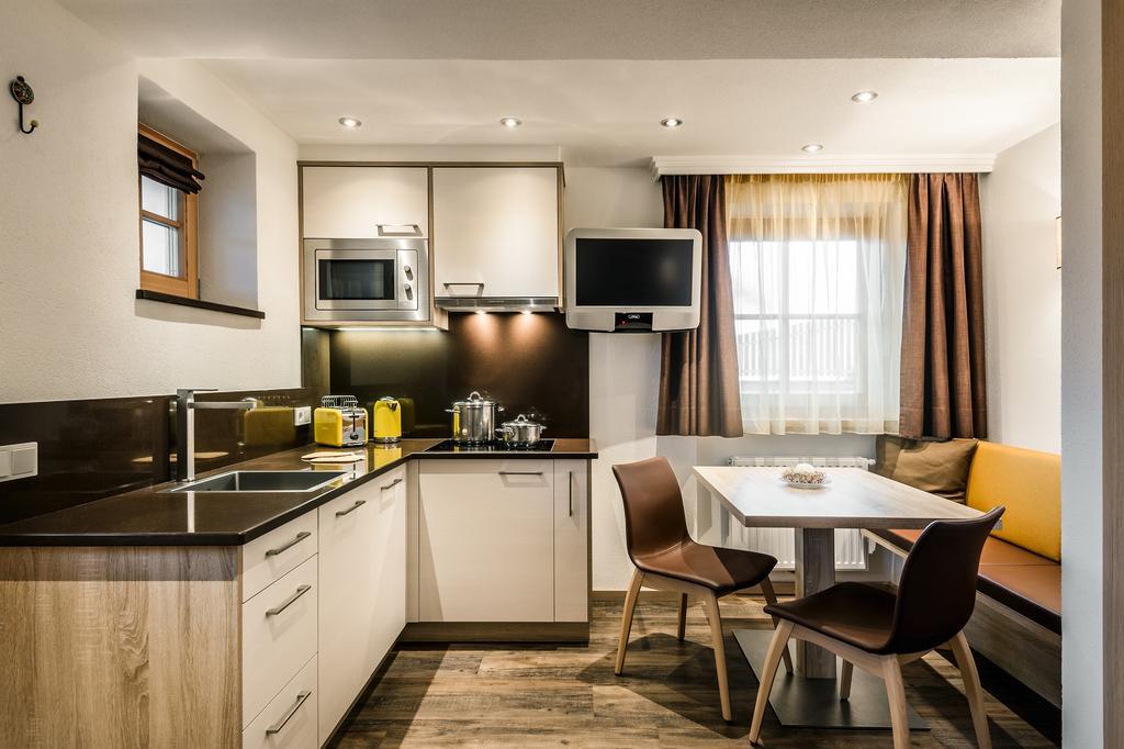 Taela Apartments サン・カッシアーノ エクステリア 写真